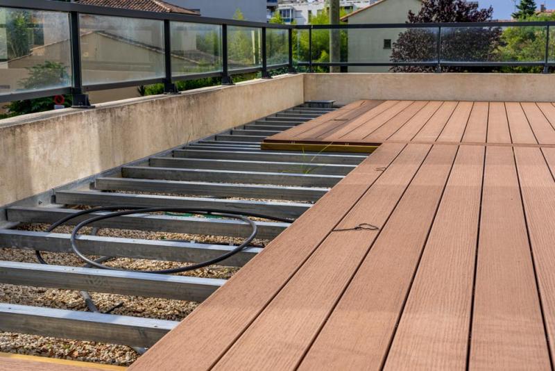 Choisir un constructeur de terrasse &agrave; Valbonne, guide pratique